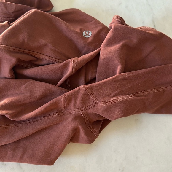 Lululemon Groove Super High Rise Flare Legging Size 4 - Picture 8 of 8